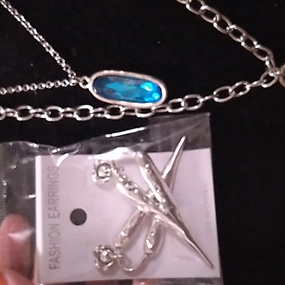 Necklace set - Picture 8 of 10